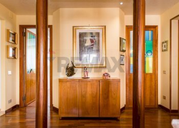 Hall / corridoio - Appartamento Via Guido Cavalcanti
 
5, Palermo - foto 39