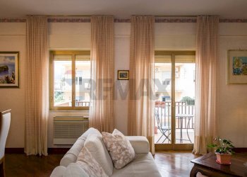 Soggiorno - Appartamento Via Guido Cavalcanti
 
5, Palermo - foto 40