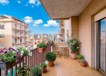 Balcone - Appartamento Via Guido Cavalcanti
 
5, Palermo - foto 51