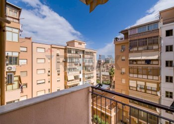 Balcone - Appartamento Via Guido Cavalcanti
 
5, Palermo - foto 52