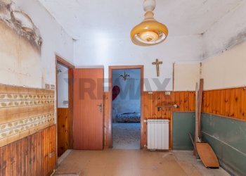 Hall / corridoio - Casa indipendente Via Divisione
 
1, Mineo - foto 9