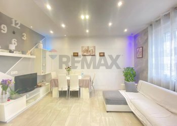 Sala da pranzo - Trilocale Via Faraci
 
1, Catania - foto 2