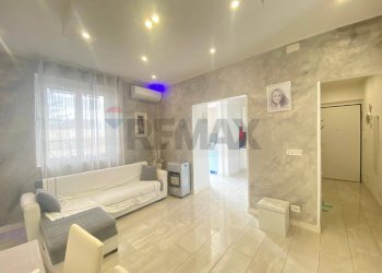 Soggiorno - Trilocale Via Faraci
 
1, Catania - foto 10