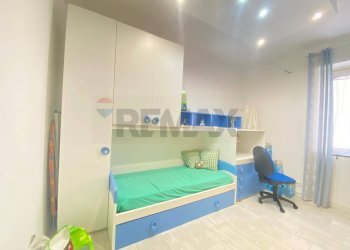 Camera / camera da letto - Trilocale Via Faraci
 
1, Catania - foto 21