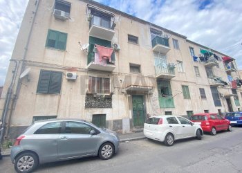 Edificio all\'aperto - Trilocale Via Faraci
 
1, Catania - foto 30