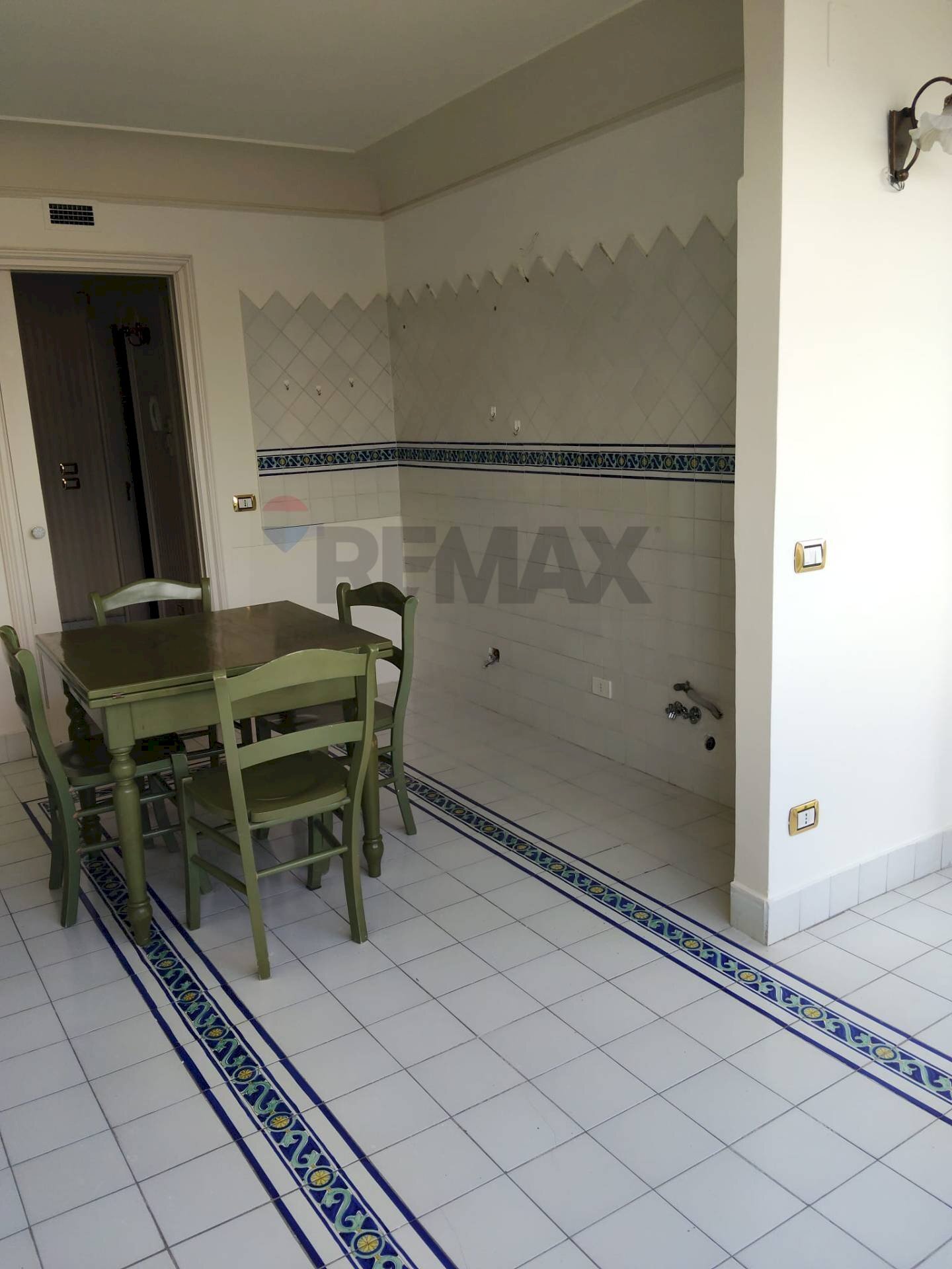 Sala da pranzo - Appartamento Via Alcide de Gasperi
20, Paterno - foto 3