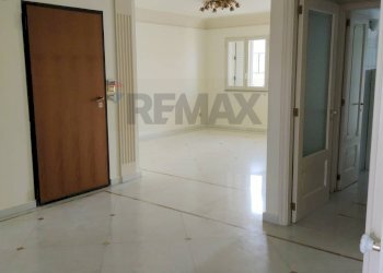 Hall / corridoio - Appartamento Via Alcide de Gasperi
 
20, Paterno - foto 1