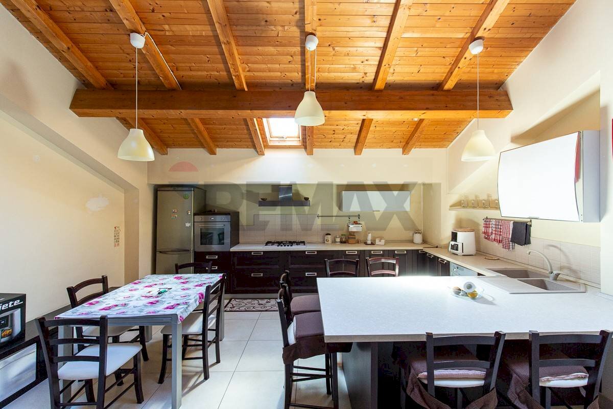 Cucina - Semi-detached house Via Officina
 
7, Catania - photo 3