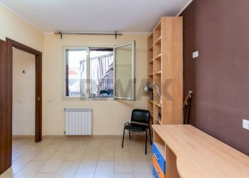 Ufficio - Semi-detached house Via Officina
 
7, Catania - photo 8