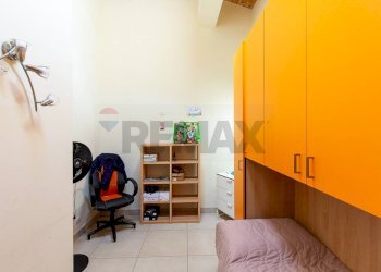 Camera / camera da letto - Semi-detached house Via Officina
 
7, Catania - photo 13