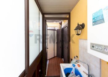 Bagno - Semi-detached house Via Officina
 
7, Catania - photo 28