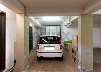 Parcheggio - Semi-detached house Via Officina
 
7, Catania - photo 36