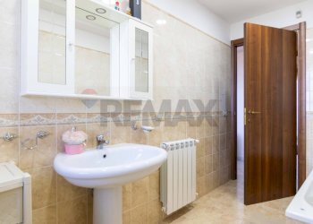 Bagno - Trilocale via Tupparello
 
23, Acireale - foto 27