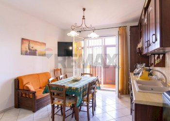 Sala da pranzo - Trilocale via Tupparello
 
23, Acireale - foto 41