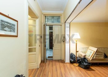 Hall / corridoio - Ufficio Via Umberto
 
53, Catania - foto 19