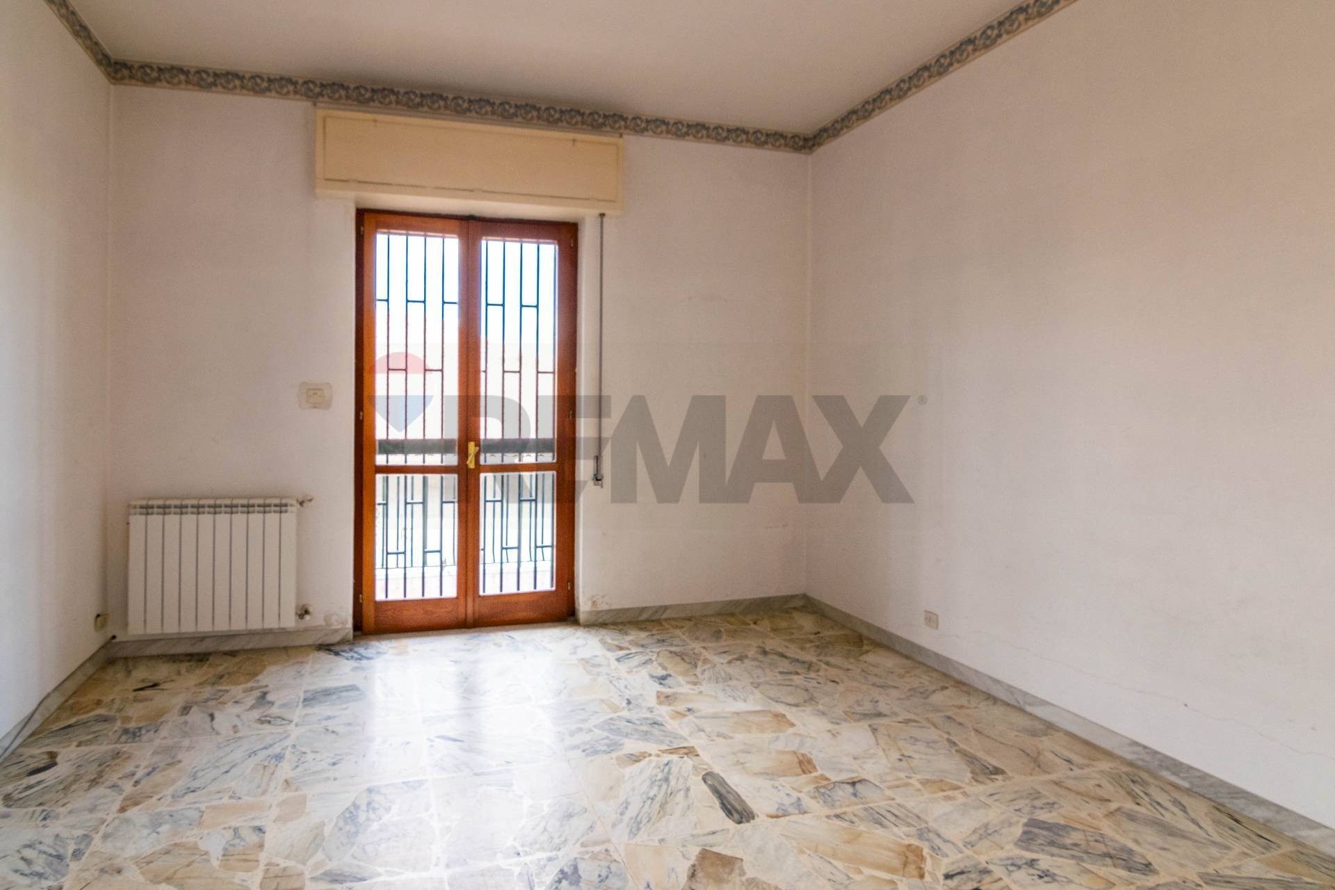 Stanza vuota - Appartamento Via asia
 
7, Gravina di Catania - foto 3