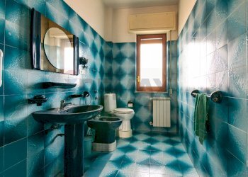 Bagno - Appartamento Via asia
 
7, Gravina di Catania - foto 7