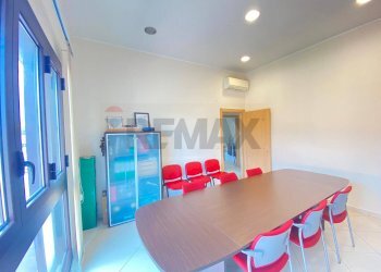 Sala da pranzo - Ufficio Viale Cristoforo Colombo, San Giovanni la Punta - foto 12