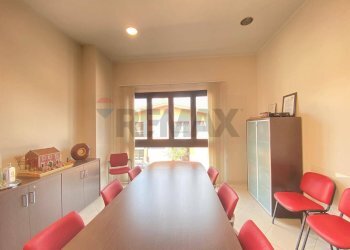 Sala da pranzo - Ufficio Viale Cristoforo Colombo, San Giovanni la Punta - foto 16