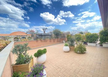 Terrazza - Ufficio Viale Cristoforo Colombo, San Giovanni la Punta - foto 34