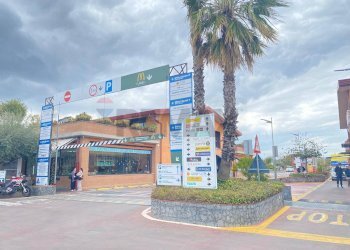 Edificio all\'aperto - Ufficio Viale Cristoforo Colombo, San Giovanni la Punta - foto 51