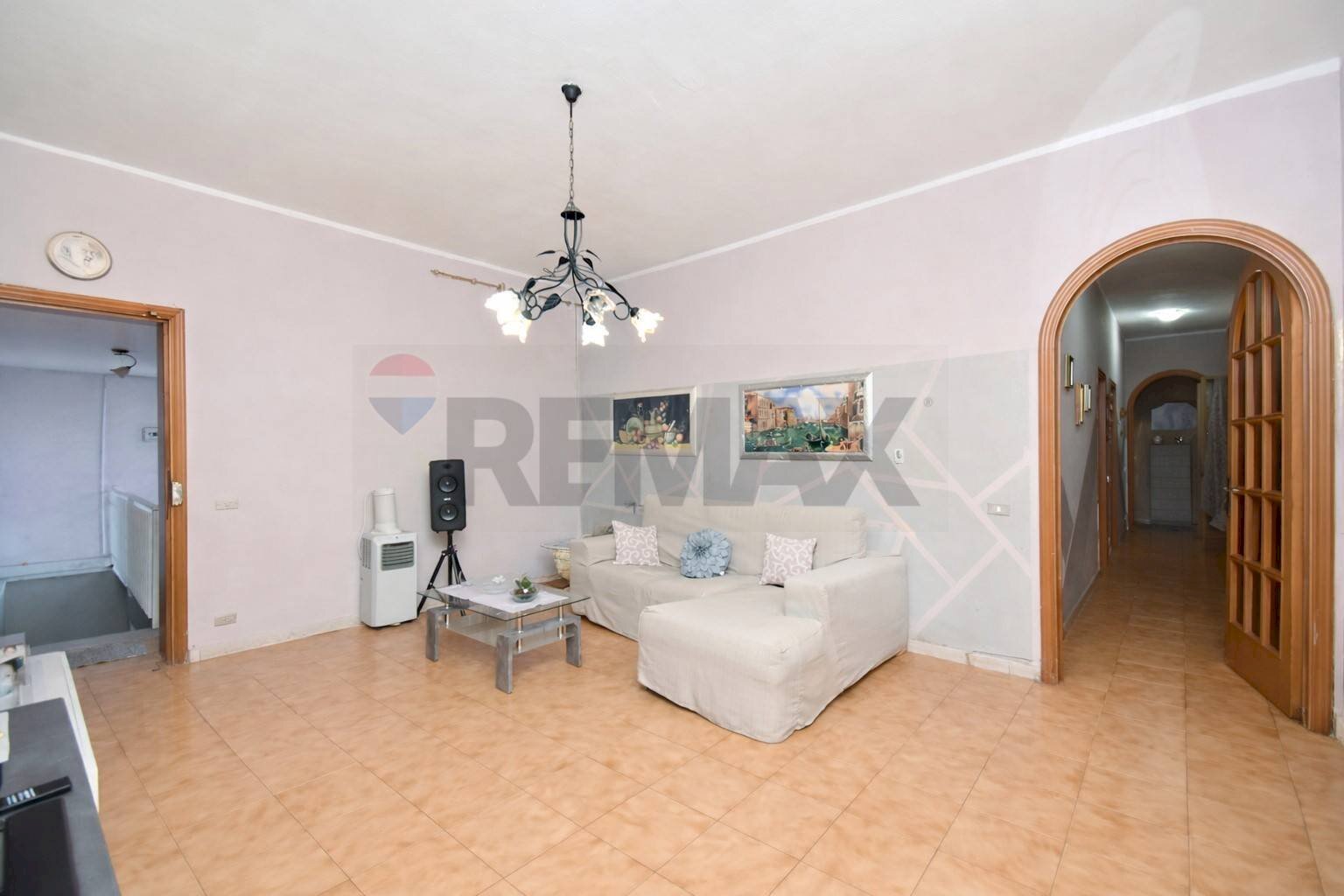 Soggiorno - Casa indipendente Via Toledo
 
63, Catania - foto 3