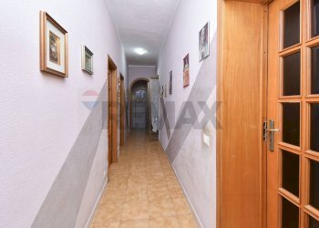 Hall / corridoio - Casa indipendente Via Toledo
 
63, Catania - foto 6