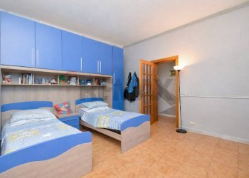 Camera / camera da letto - Casa indipendente Via Toledo
 
63, Catania - foto 9