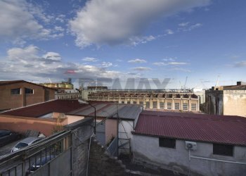 Edificio all\'aperto - Casa indipendente Via Toledo
 
63, Catania - foto 28