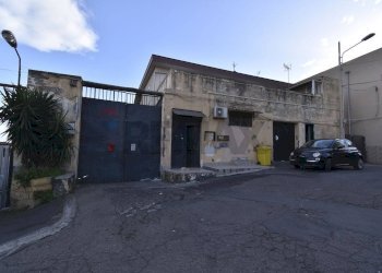 Edificio all\'aperto - Casa indipendente Via Toledo
 
63, Catania - foto 29