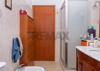 Bagno - Quadrilocale Via Gemmellaro
 
40, Catania - foto 8