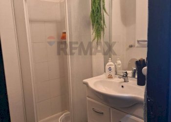 Bagno - Monolocale via pietre nere
 
7, Giardini-Naxos - foto 6