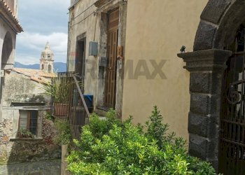 Edificio all\'aperto - Casa indipendente Via Savoia
 
8, Castiglione di Sicilia - foto 21