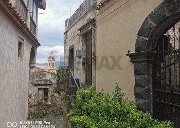 Edificio all\'aperto - Casa indipendente Via Savoia
 
8, Castiglione di Sicilia - foto 22