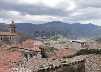 Vista delle montagne - Casa indipendente Via Savoia
 
8, Castiglione di Sicilia - foto 26