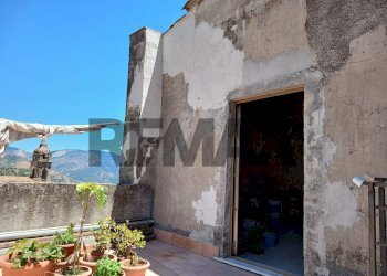 Edificio all\'aperto - Casa indipendente Via Savoia
 
8, Castiglione di Sicilia - foto 30