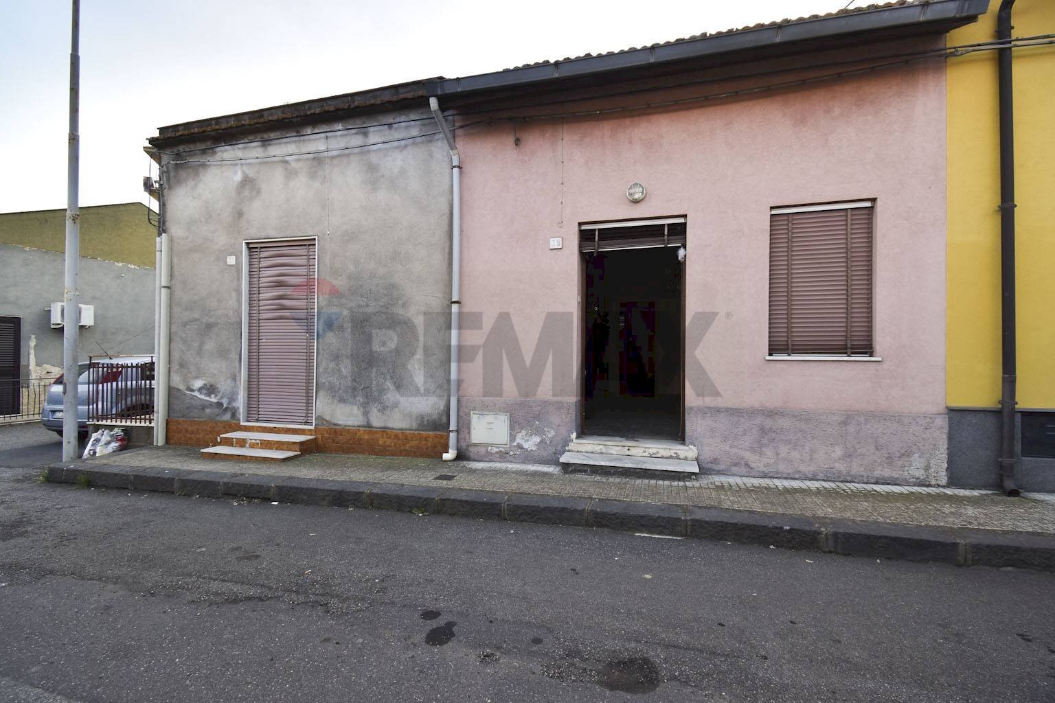 Casa all\'aperto - Independent house Via Rettifilo
 
35, Santa Venerina - photo 1