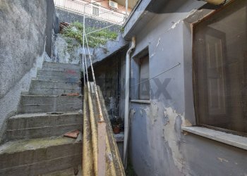 Scale - Independent house Via Rettifilo
35, Santa Venerina - photo 18