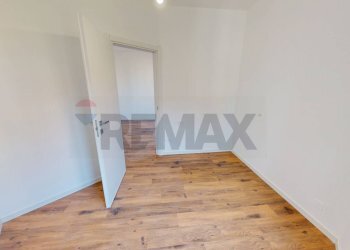 Stanza vuota - Trilocale Via Tolmezzo
 
2, Milano - foto 12