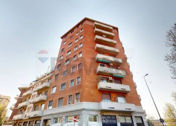 Edificio all\'aperto - Trilocale Via Tolmezzo
 
2, Milano - foto 22