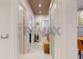 Hall / corridoio - Trilocale Viareggio - foto 12