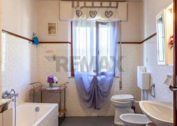 Bagno - Independent house Via  della Canonica
 
66, Camaiore - photo 19