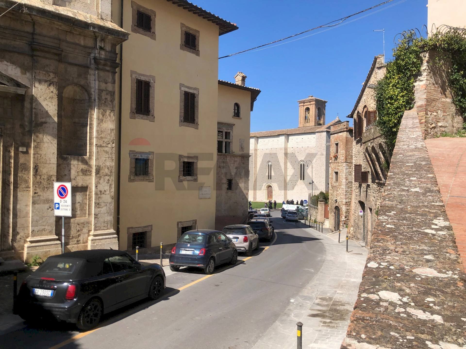Edificio all\'aperto - Locale Commerciale Via Dei Priori, Perugia - foto 1