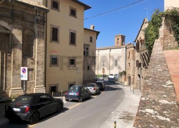 Edificio all\'aperto - Commercial Premises Via Dei Priori, Perugia - photo 5