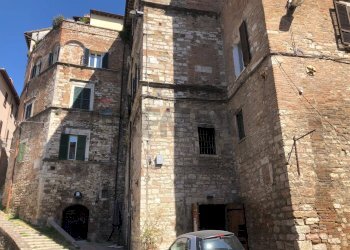 Edificio all\'aperto - Commercial Premises Via Dei Priori, Perugia - photo 14