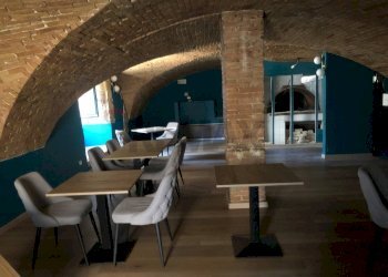 Sala da pranzo - Commercial Premises Via Dei Priori, Perugia - photo 60