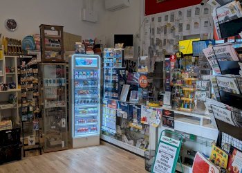 Camera / camera da letto - Attività Commerciale Piazza del Popolo
3, Castiglione del Lago - foto 9