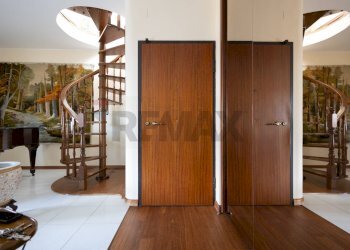 Hall / corridoio - Appartamento Via Pietro Bethancourt
 
1, Catania - foto 11