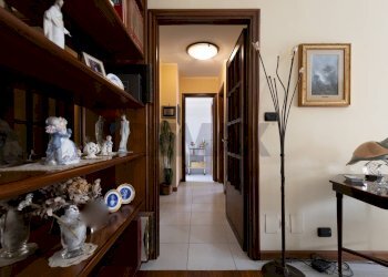 Hall / corridoio - Appartamento Via Pietro Bethancourt
 
1, Catania - foto 19