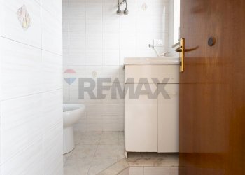 Bagno - Appartamento Via Pietro Bethancourt
 
1, Catania - foto 33